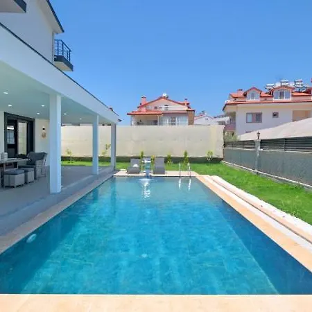 Secil Βίλα Φετιγιέ